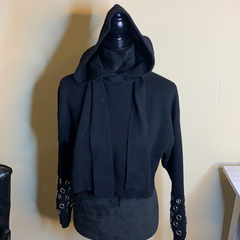 Zara Hooded Sweatshirt
